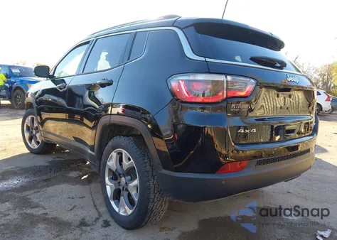 2018 Jeep Compass Limited 4X4 z USA, uszkodzony, nr VIN 3C4NJDCB1JT341547